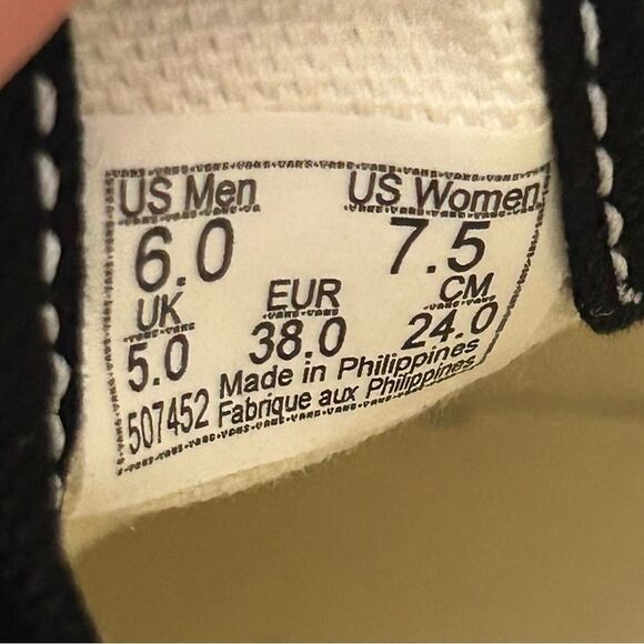 VANS off the wall Mary Jane black shoes sneakers women’s 7.5 new - Picture 4 of 8